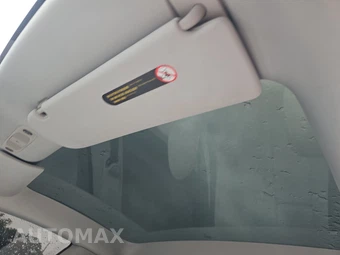 2021 Tesla Model 3 Standard Range Plus – miniatura 17