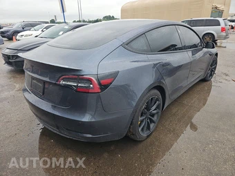 2021 Tesla Model 3 Standard Range Plus – miniatura 4
