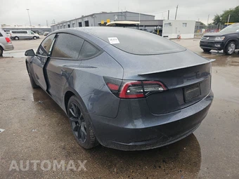 2021 Tesla Model 3 Standard Range Plus – miniatura 6
