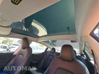 2021 Tesla Model 3 Standard Range Plus – miniatura 11