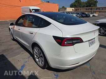 2021 Tesla Model 3 Standard Range Plus – miniatura 2