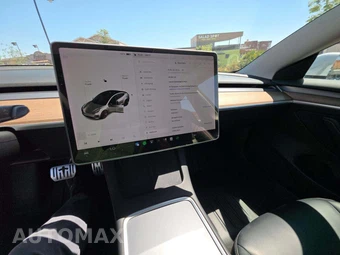 2021 Tesla Model 3 Standard Range Plus - miniatura 10