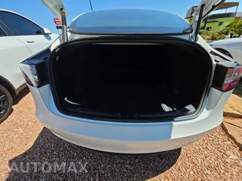 2021 Tesla Model 3 Standard Range Plus - miniatura 14