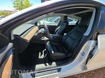 2021 Tesla Model 3 Standard Range Plus - miniatura 6