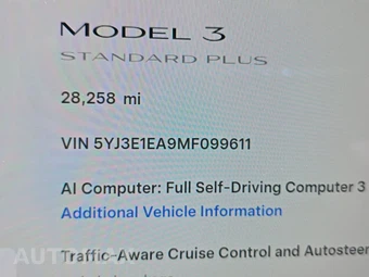 2021 Tesla Model 3 Standard Range Plus - miniatura 12