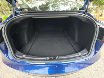 2021 Tesla Model 3 Standard Range Plus - miniatura 14