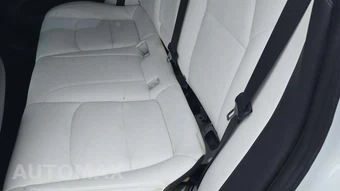 2021 Tesla Model 3 Standard Range Plus – miniatura 29