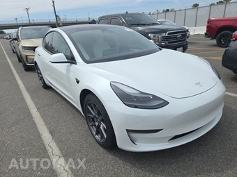 2021 Tesla Model 3 Standard Range Plus – miniatura 3