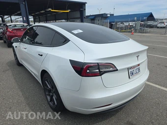 2021 Tesla Model 3 Standard Range Plus – miniatura 6