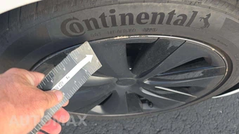 2021 Tesla Model S Long Range – miniatura 32