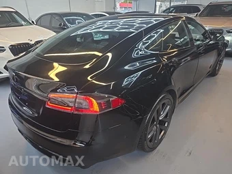 2021 Tesla Model S Long Range – miniatura 15