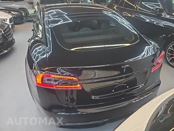 2021 Tesla Model S Long Range – miniatura 16