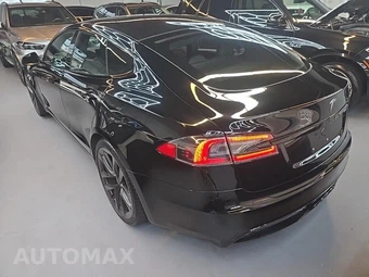 2021 Tesla Model S Long Range – miniatura 17