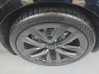 2021 Tesla Model S Long Range – miniatura 26