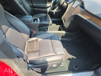 2021 Tesla Model S Long Range Plus - miniatura 8
