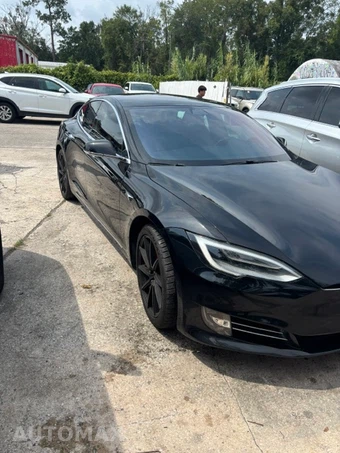 2021 Tesla Model S Long Range Plus - miniatura 12