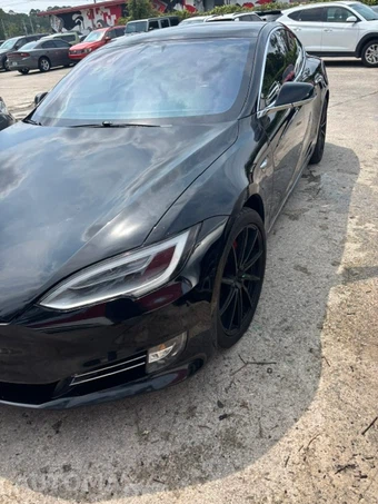 2021 Tesla Model S Long Range Plus - miniatura 16