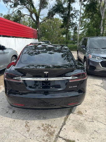 2021 Tesla Model S Long Range Plus - miniatura 2