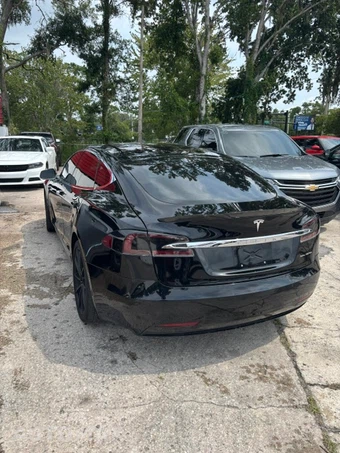 2021 Tesla Model S Long Range Plus - miniatura 6