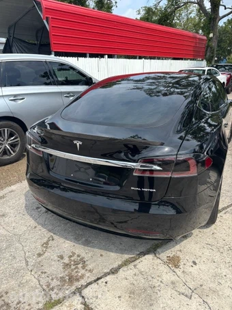 2021 Tesla Model S Long Range Plus - miniatura 8