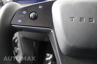 2021 Tesla Model S Plaid - miniatura 16