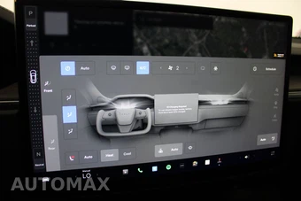 2021 Tesla Model S Plaid - miniatura 18