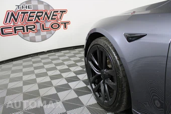 2021 Tesla Model S Plaid - miniatura 25