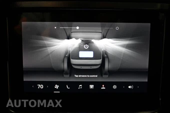 2021 Tesla Model S Plaid - miniatura 38