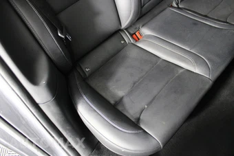 2021 Tesla Model S Plaid - miniatura 39