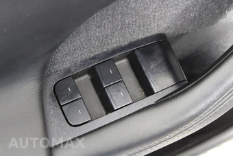 2021 Tesla Model S Plaid - miniatura 41