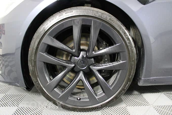 2021 Tesla Model S Plaid - miniatura 45