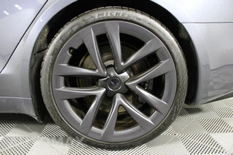 2021 Tesla Model S Plaid - miniatura 46