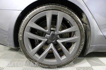 2021 Tesla Model S Plaid - miniatura 47