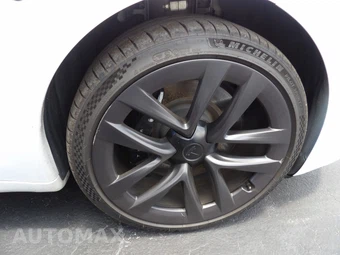 2021 Tesla Model S Plaid - miniatura 25