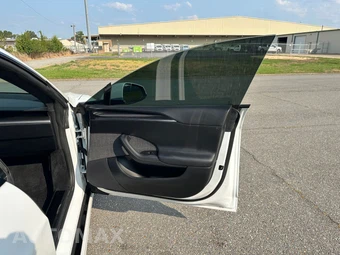 2021 Tesla Model S Plaid - miniatura 22