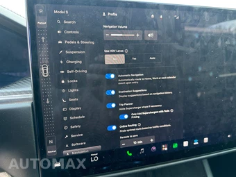 2021 Tesla Model S Plaid - miniatura 28