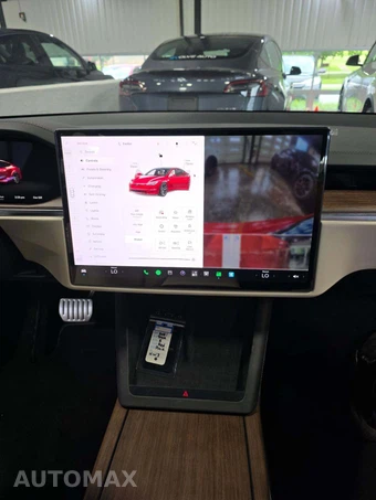 2021 Tesla Model S Plaid - miniatura 10