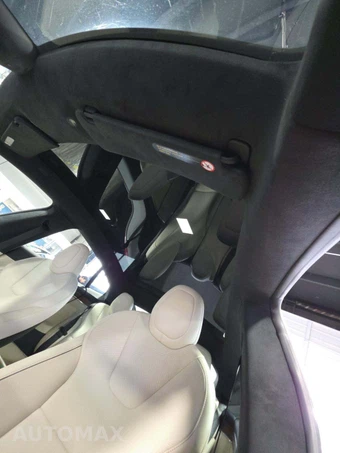 2021 Tesla Model S Plaid - miniatura 11