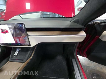 2021 Tesla Model S Plaid - miniatura 19