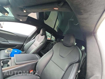 2021 Tesla Model S Plaid - miniatura 11