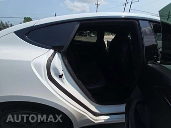 2021 Tesla Model S Plaid - miniatura 17