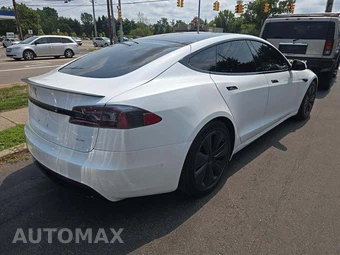 2021 Tesla Model S Plaid - miniatura 3