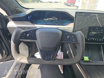 2021 Tesla Model S Plaid - miniatura 10