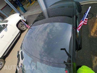 2021 Tesla Model S Plaid – miniatura 12