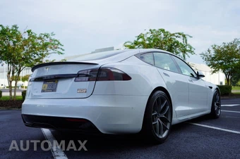 2021 Tesla Model S Plaid - miniatura 10
