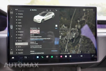 2021 Tesla Model S Plaid - miniatura 27