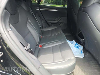 2021 Tesla Model S Plaid - miniatura 16