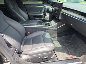 2021 Tesla Model S Plaid - miniatura 18