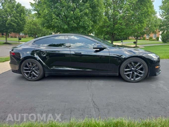 2021 Tesla Model S Plaid - miniatura 4