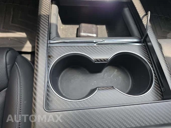 2021 Tesla Model S Plaid - miniatura 8